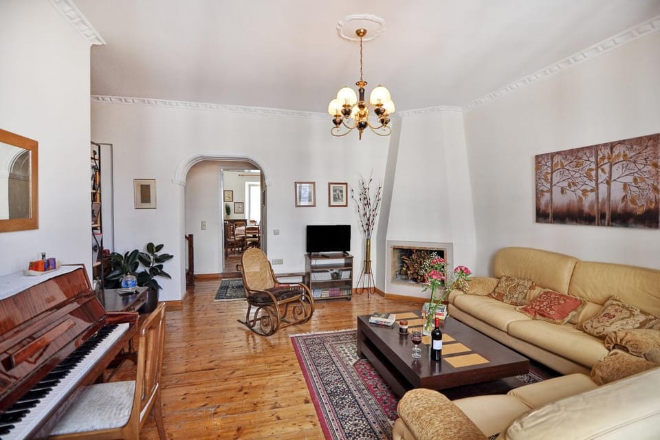 TV and multimedia, Living room, Photo of the whole room