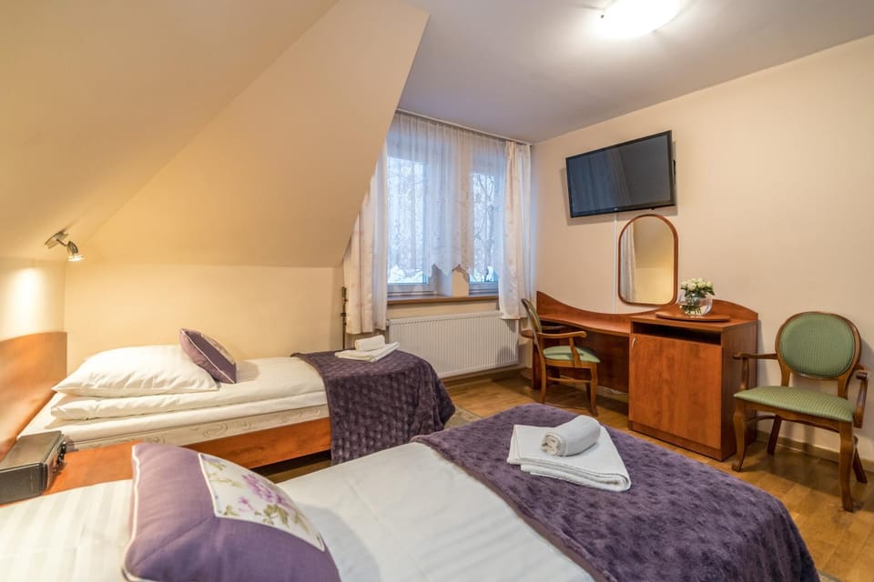 Astoria - Willa Literatów Bed and Breakfast in Zakopane