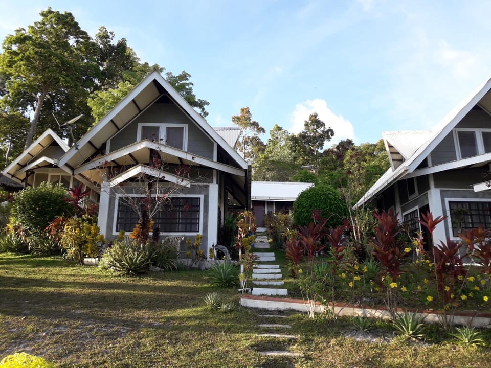 Evergreen Bayview Bed and Breakfast in San Vicente