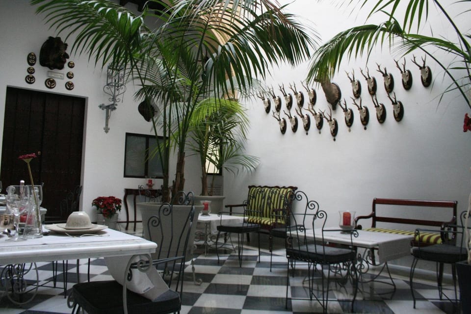 Patio, Internal: Not applicable to any particular room