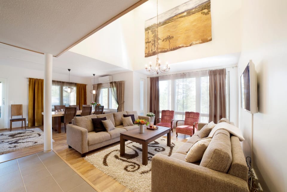Living room, Seating area, Dining area
