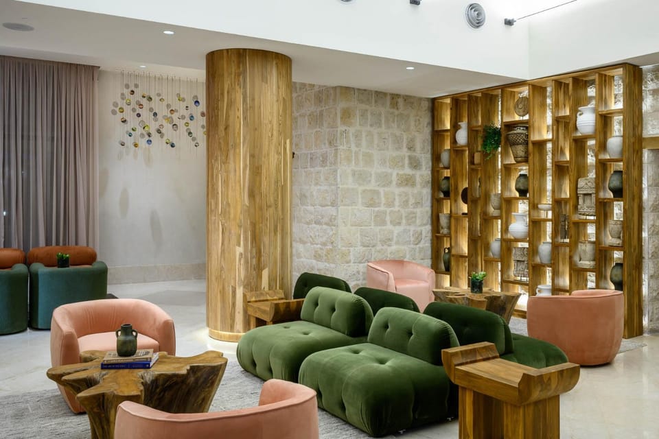 Property building, Lounge or bar
