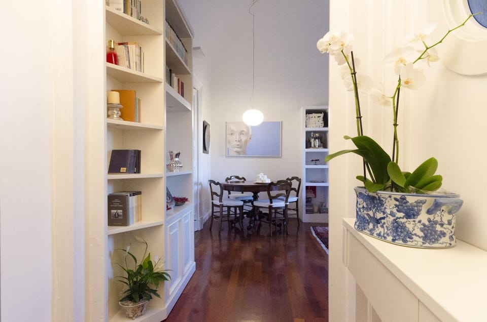 Library, Living room