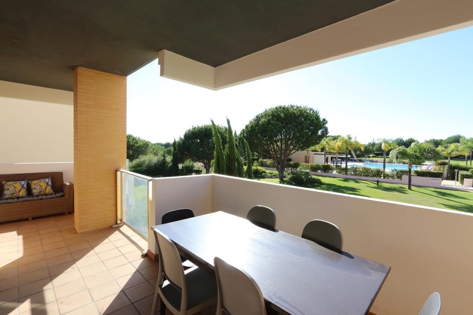 Balcony/Terrace, Garden view, Pool view