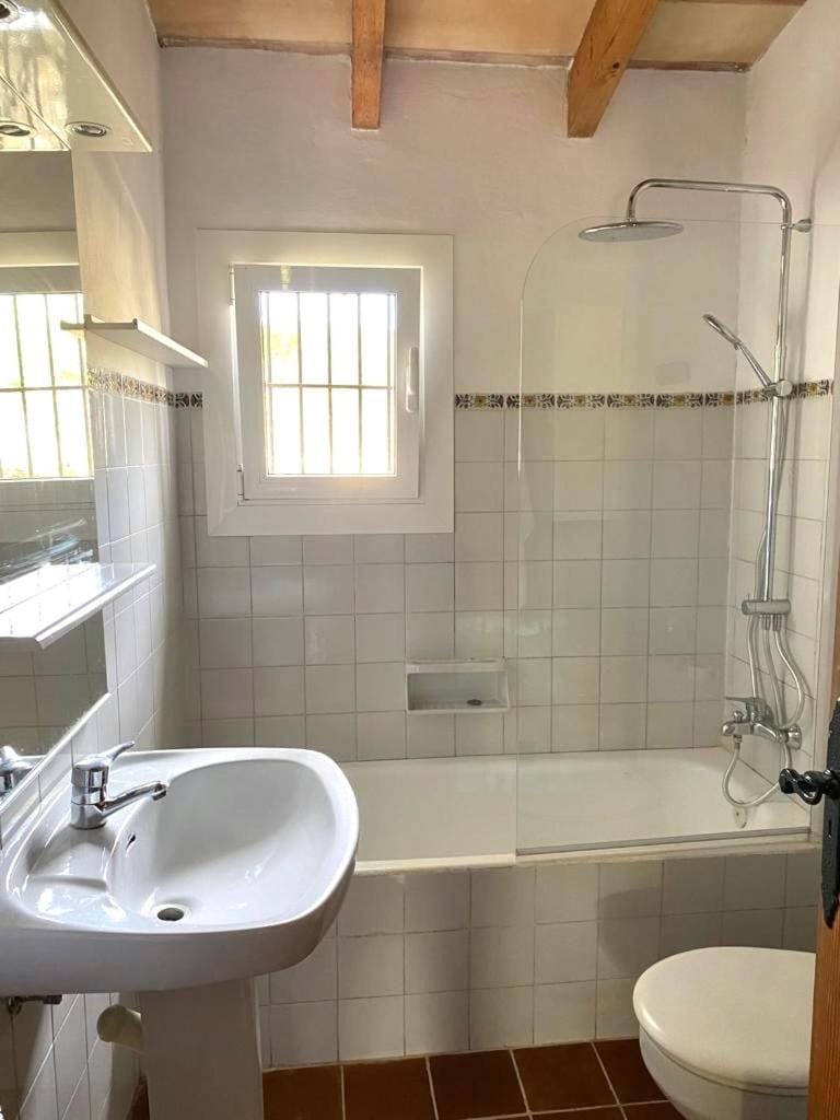 Shower, Bath