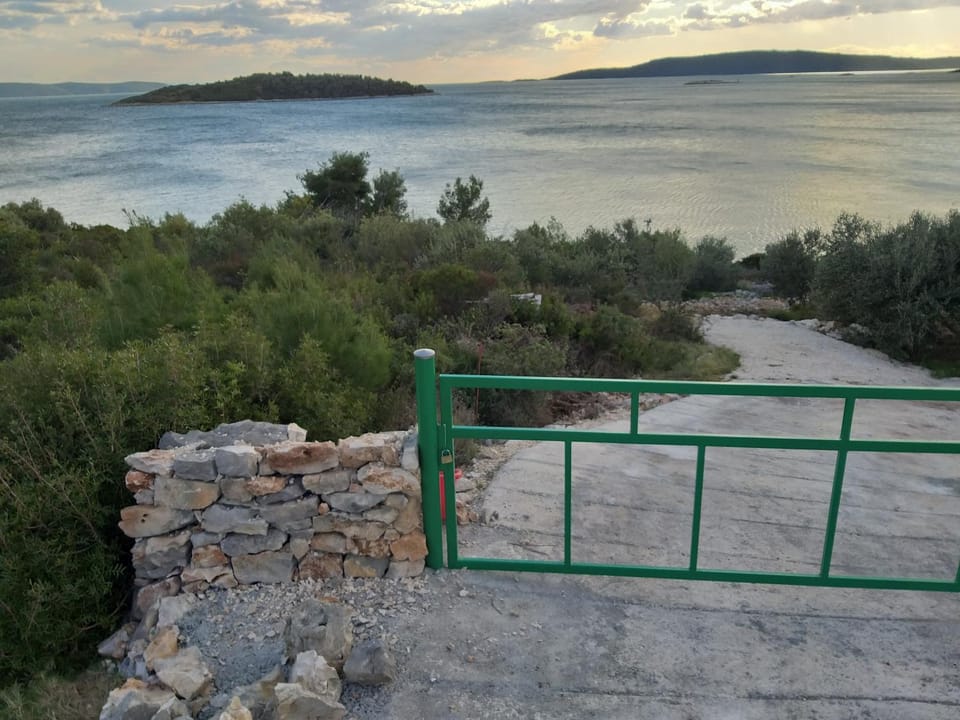 Holiday Home Frane, Karlo I Sestre Agnic House in Šibenik-Knin County, Croatia