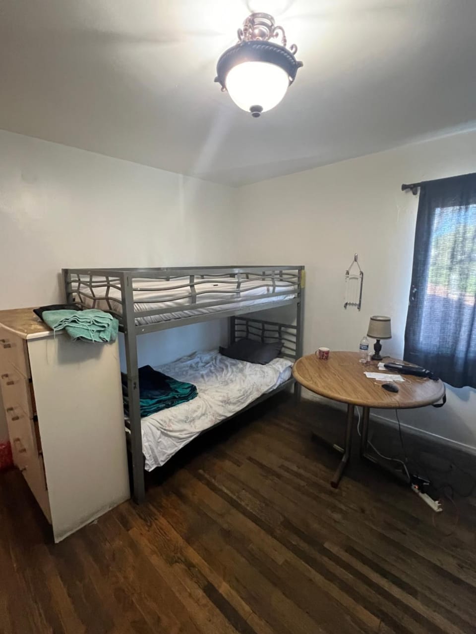 Timen House Hostel in North Hollywood