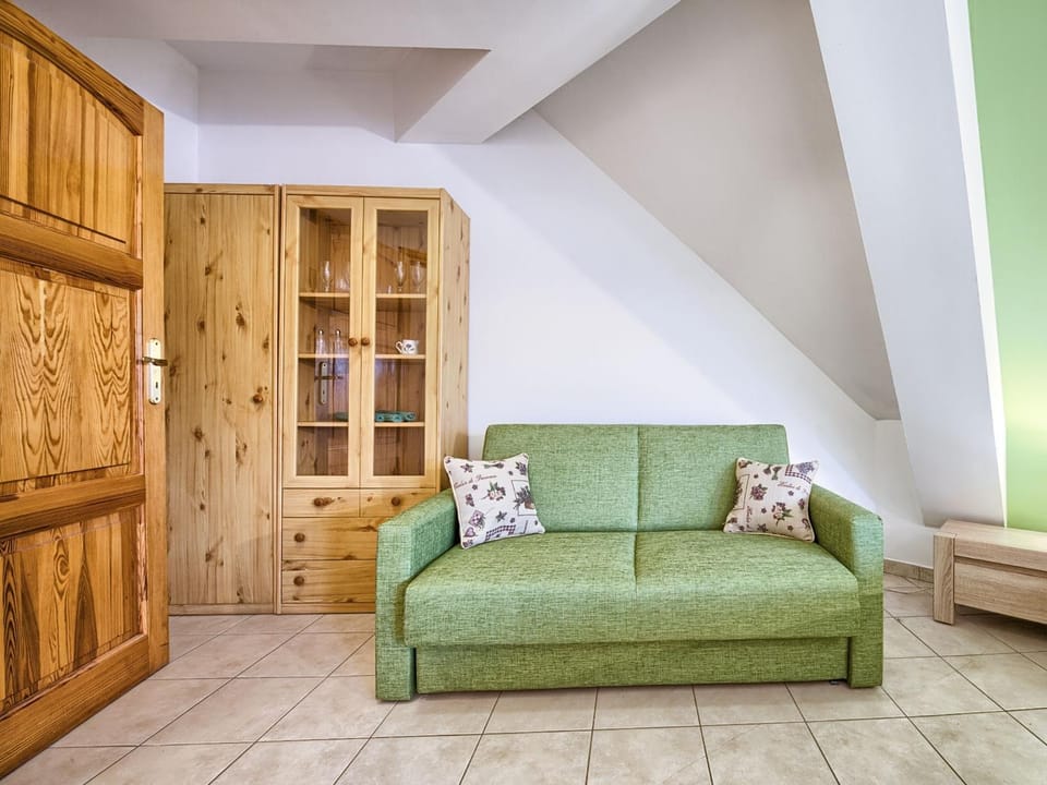 Seating area, wardrobe