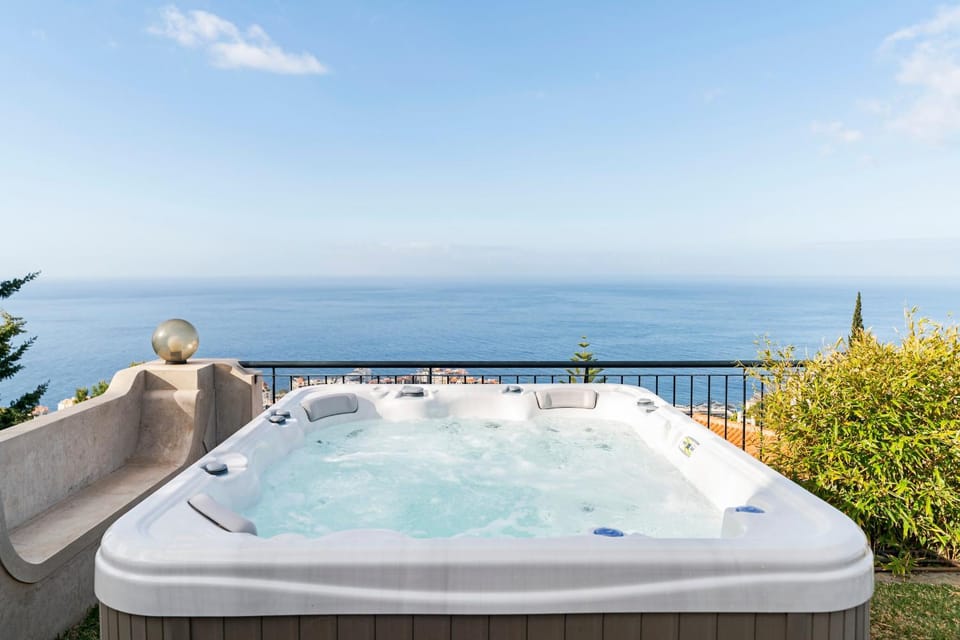 Hot Tub, Open Air Bath