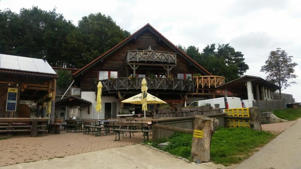 Facade/entrance, Natural landscape