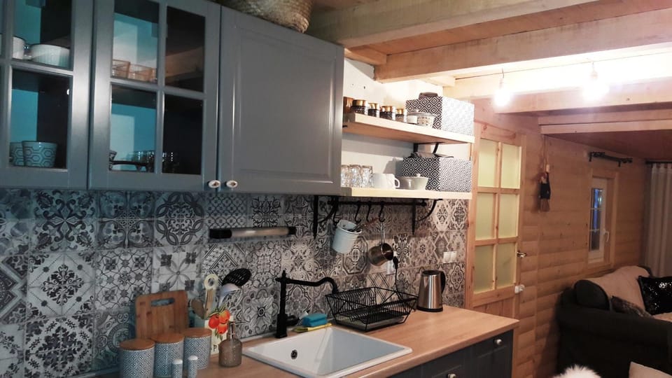 Coffee/tea facilities, Kitchen or kitchenette