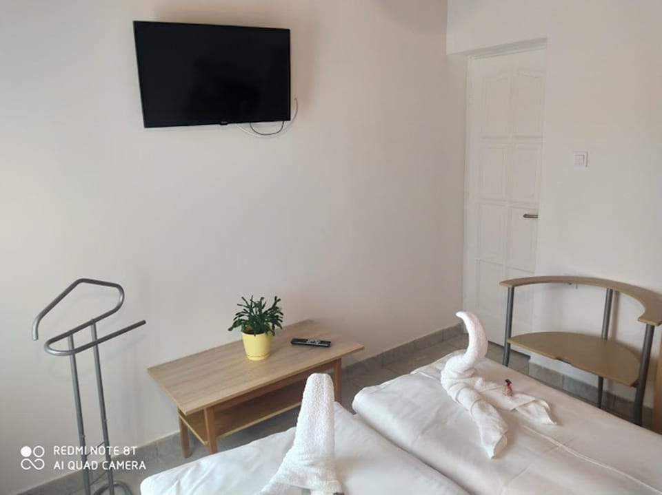 TV and multimedia, Bedroom