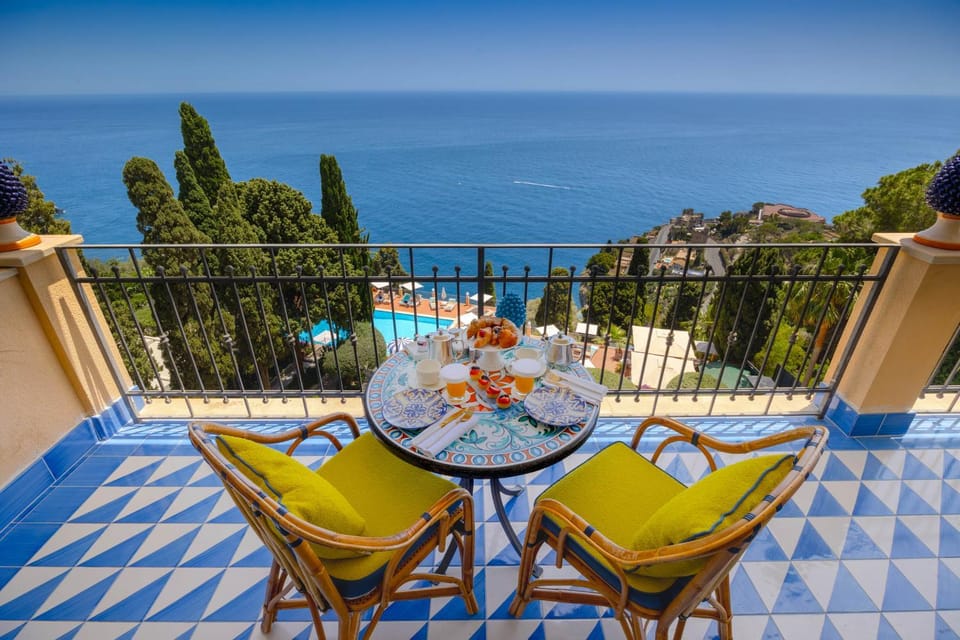 Natural landscape, View (from property/room), Balcony/Terrace, Sea view