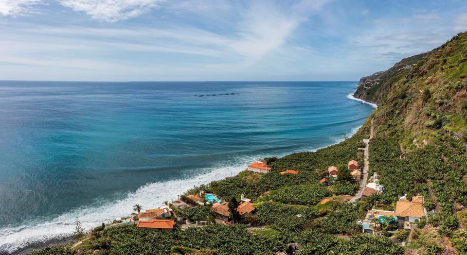 Mountain view, Sea view