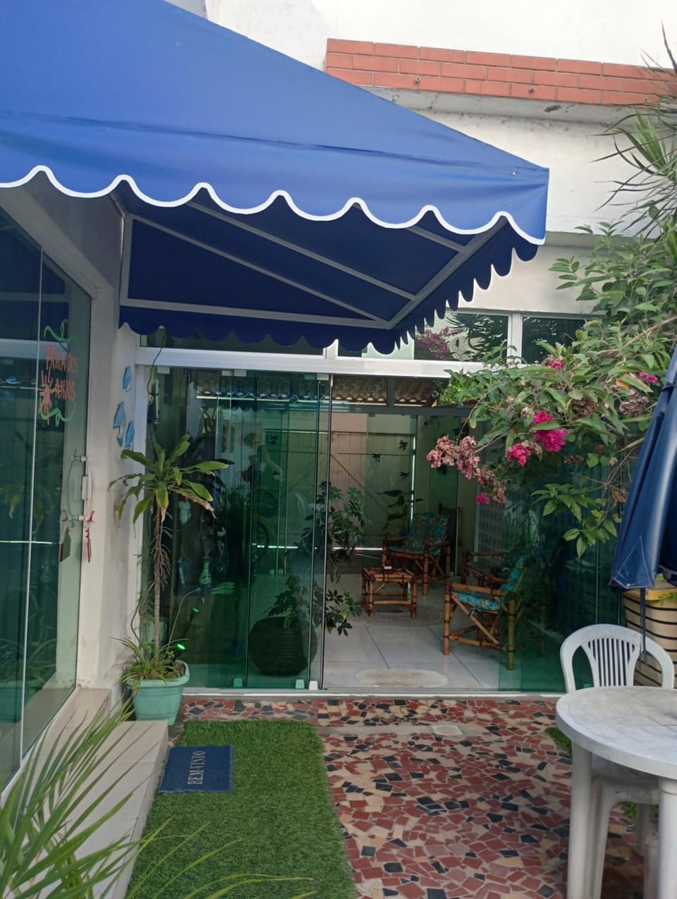 Day, Garden view