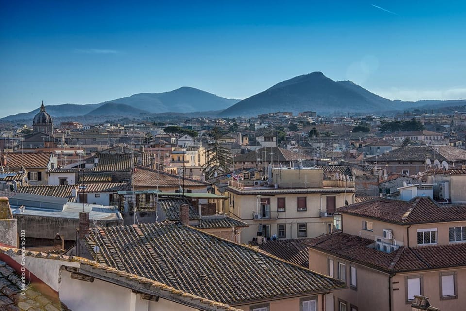 Balcony/Terrace, City view, Mountain view