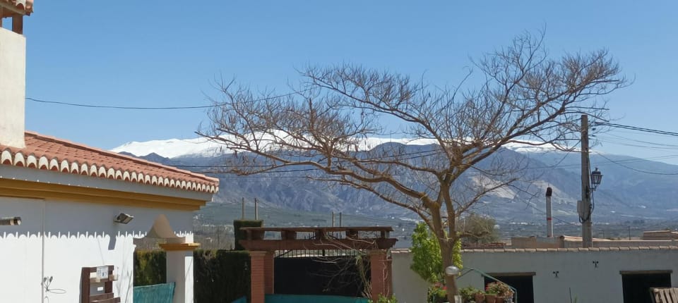 Cortijo de los geraneos House in Andalusia