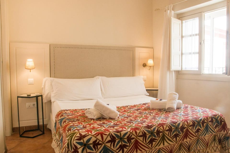 Hostal Callejon del Agua Bed and Breakfast in Seville