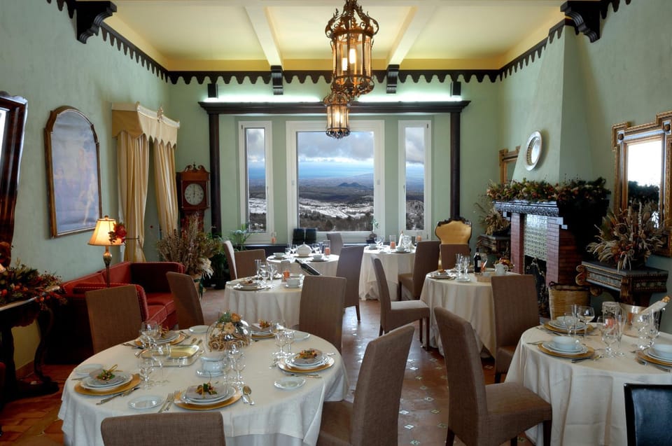 Restaurant/places to eat, Breakfast, Continental breakfast, Buffet breakfast, Italian breakfast