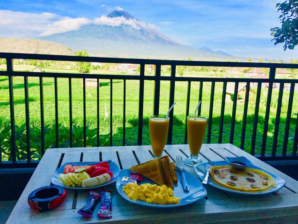 Balcony/Terrace, Food and drinks, Food, Breakfast, Continental breakfast, Continental breakfast, Asian breakfast, Asian breakfast, English/Irish breakfast