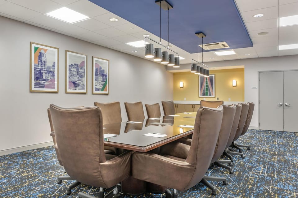 Meeting/conference room