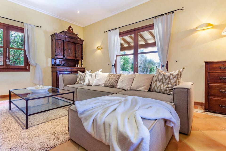 Can Molino Country House in Migjorn