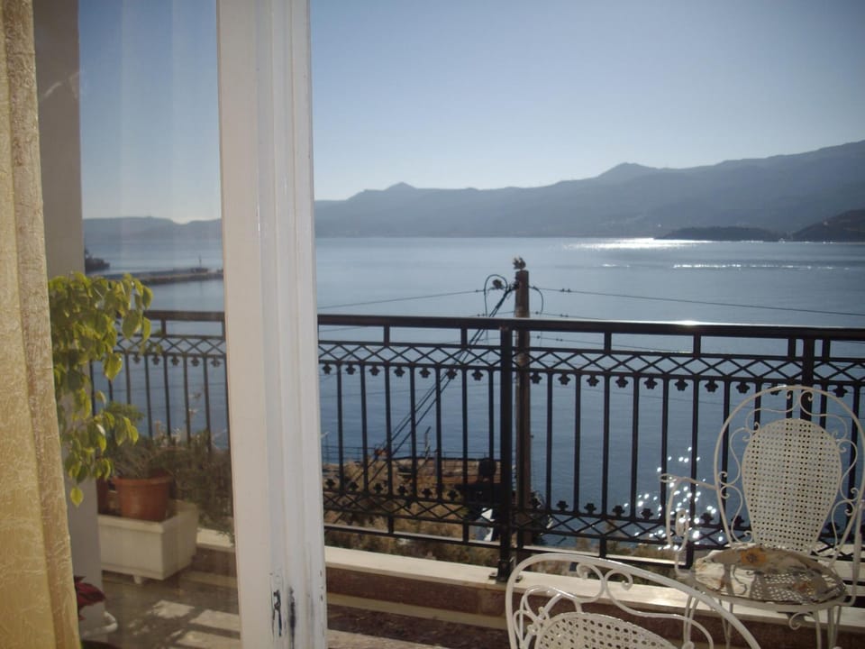 Anna in front of the sea Apartment Apartment in Lasithi