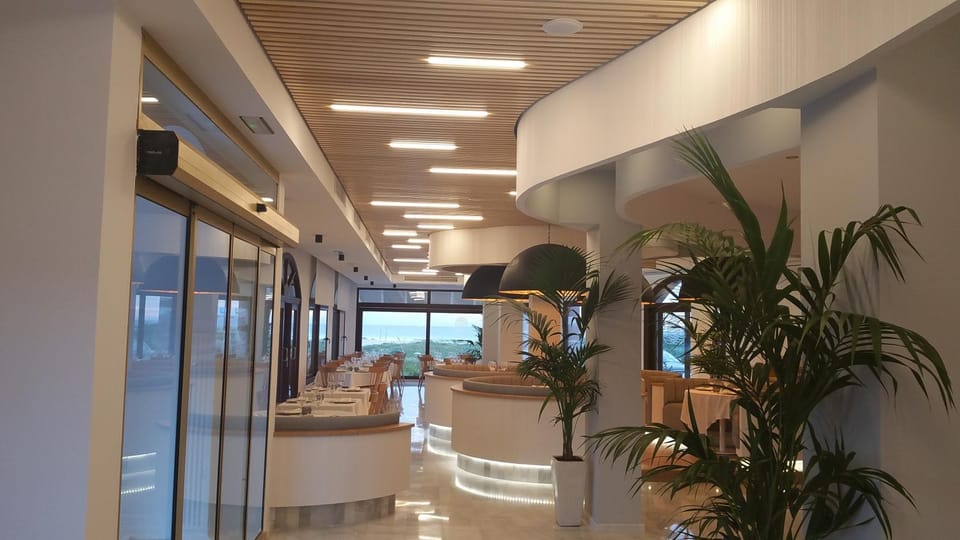 Lounge or bar