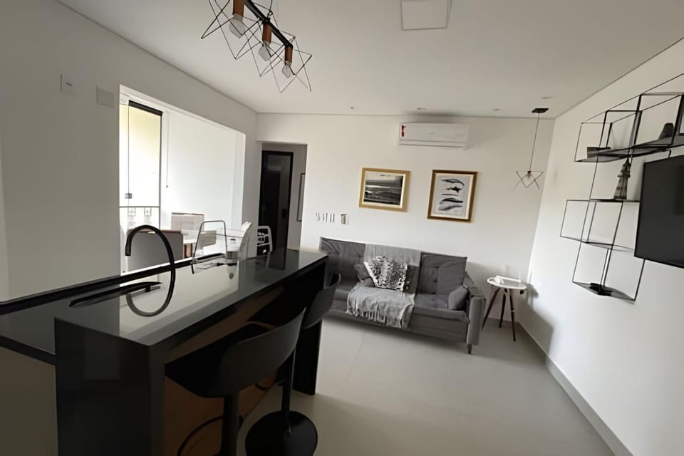 TV and multimedia, Kitchen or kitchenette, Living room, Seating area, Dining area