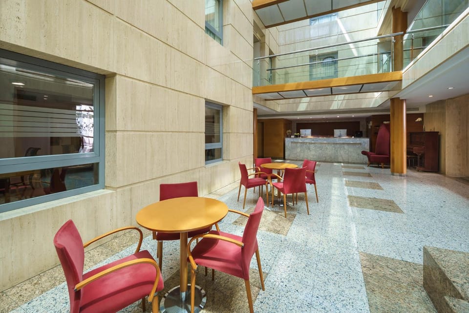 Lobby or reception, Area and facilities