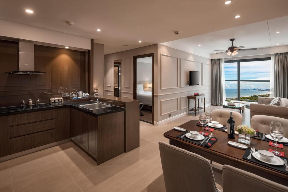 Kitchen or kitchenette, Living room, Dining area, stove