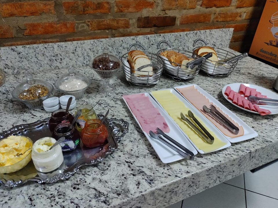 Breakfast, Buffet breakfast