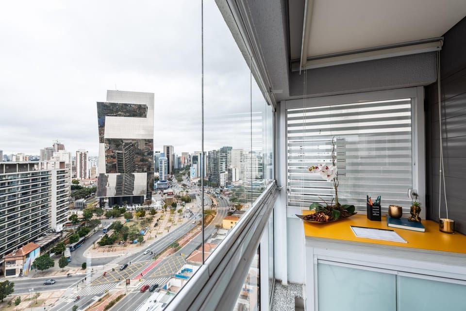 Balcony/Terrace, City view, Street view