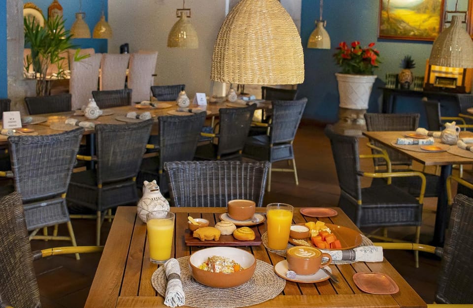 Restaurant/places to eat, Continental breakfast