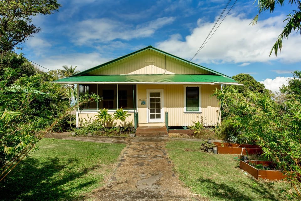 Property building, Garden