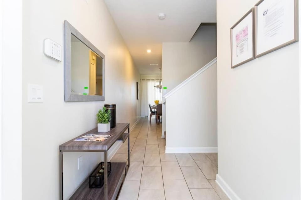 Four Bedrooms TownHome 4861 House in Kissimmee