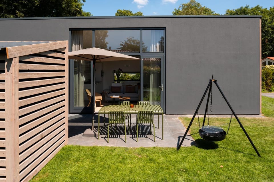 Property building, Balcony/Terrace