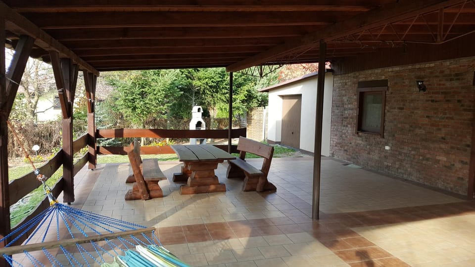 Balcony/Terrace, Garden view