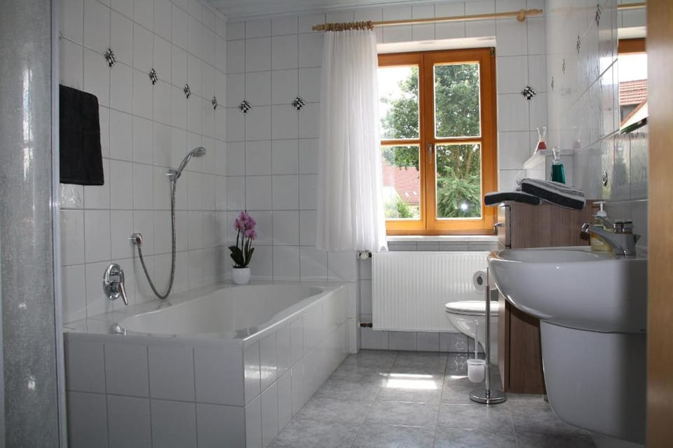 Bathroom, Bath
