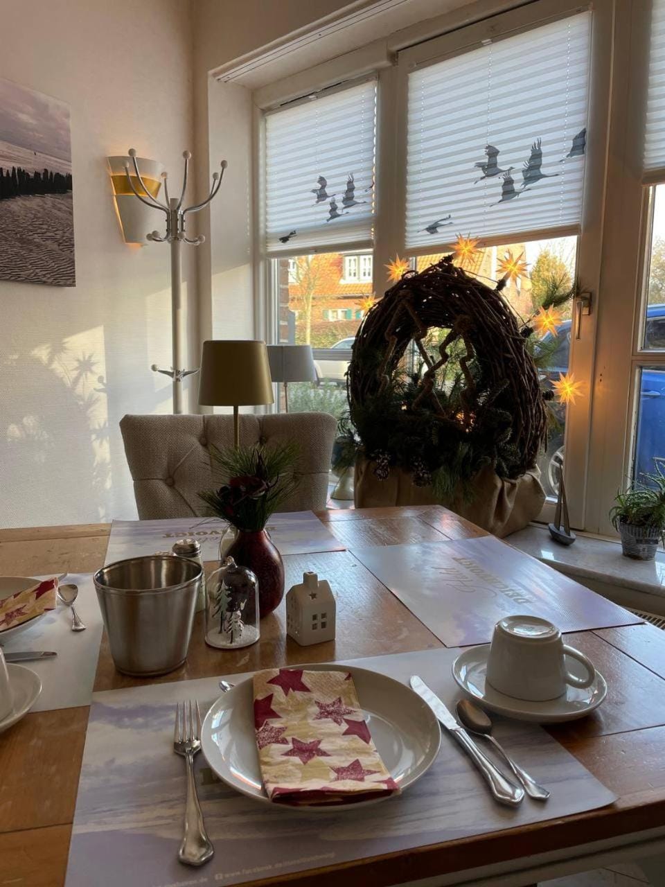 Decorative detail, Breakfast