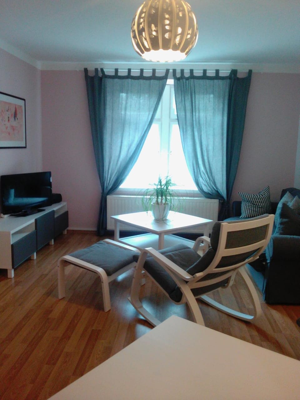 Photo of the whole room