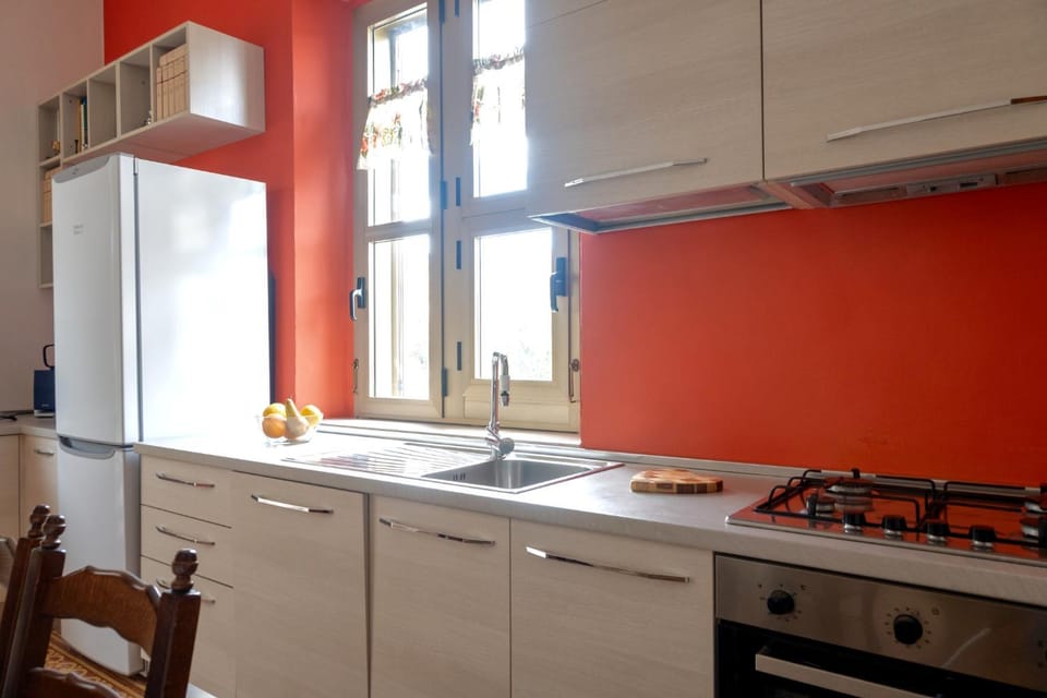 Kitchen or kitchenette, Dining area, dishwasher, oven, stove