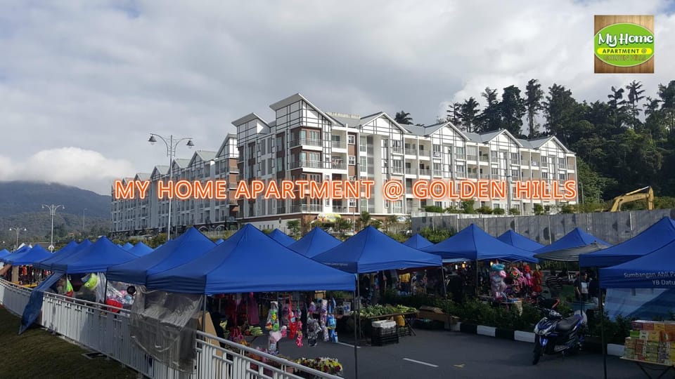 Property building, Nearby landmark, Restaurant/places to eat, Neighbourhood, Evening entertainment