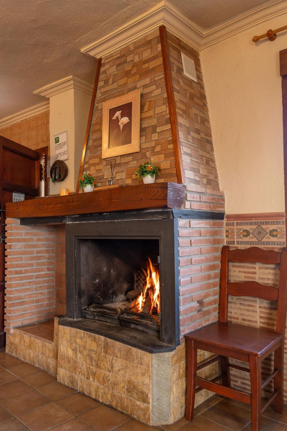 Living room, fireplace