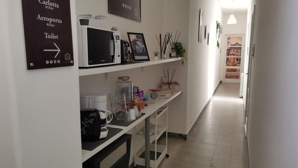 Coffee/tea facilities