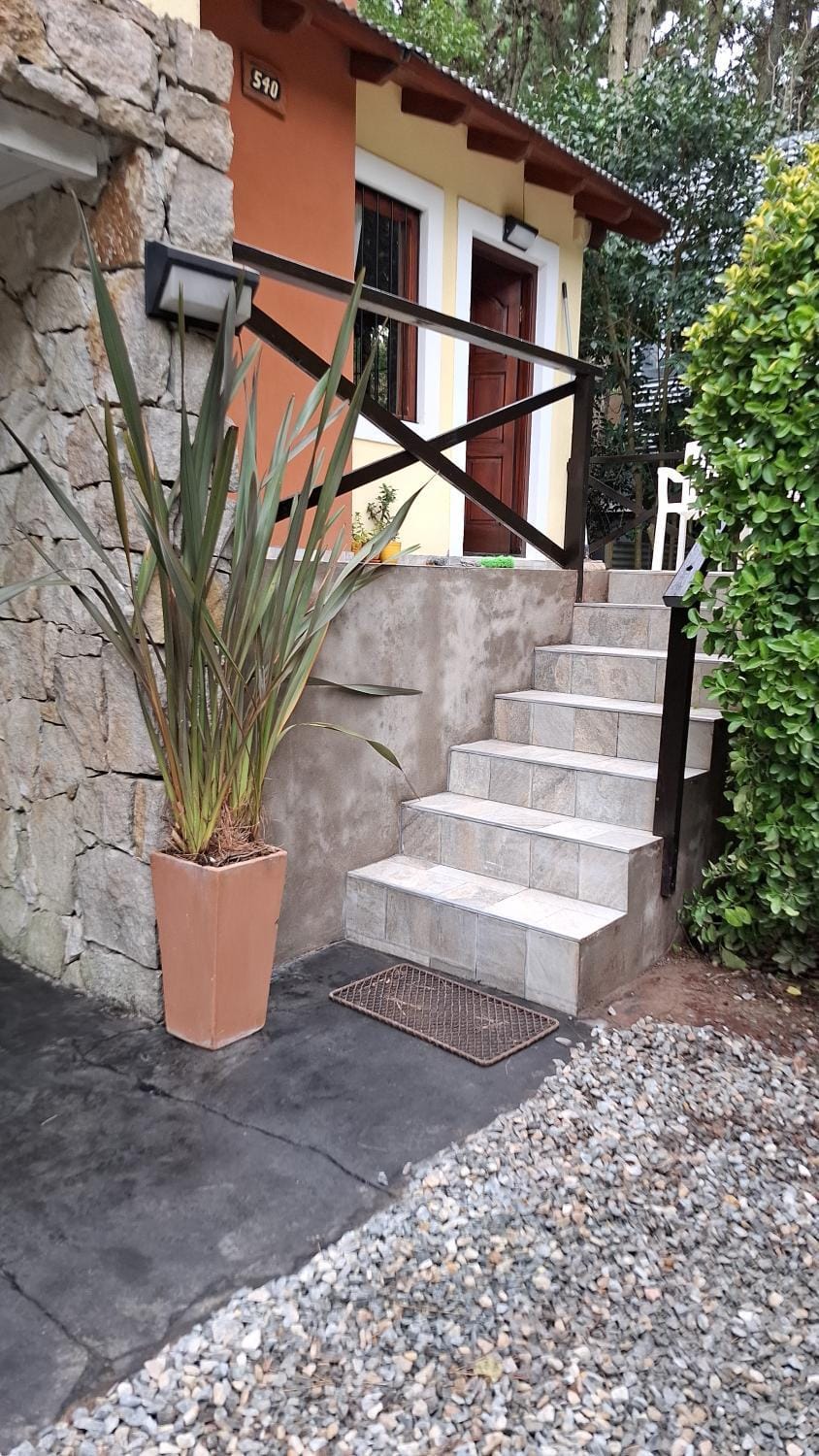 Ñande Roga House in Mar de las Pampas