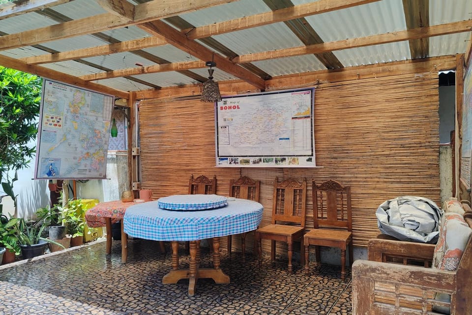 Seating area
