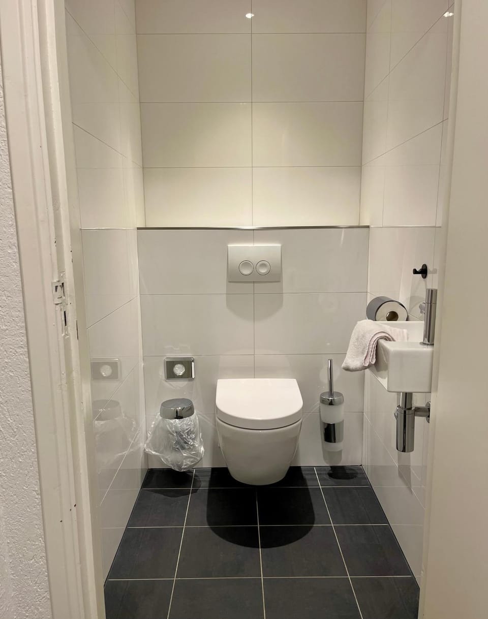 Hotel restaurant De Roode Leeuw Hotel in Gelderland, Netherlands