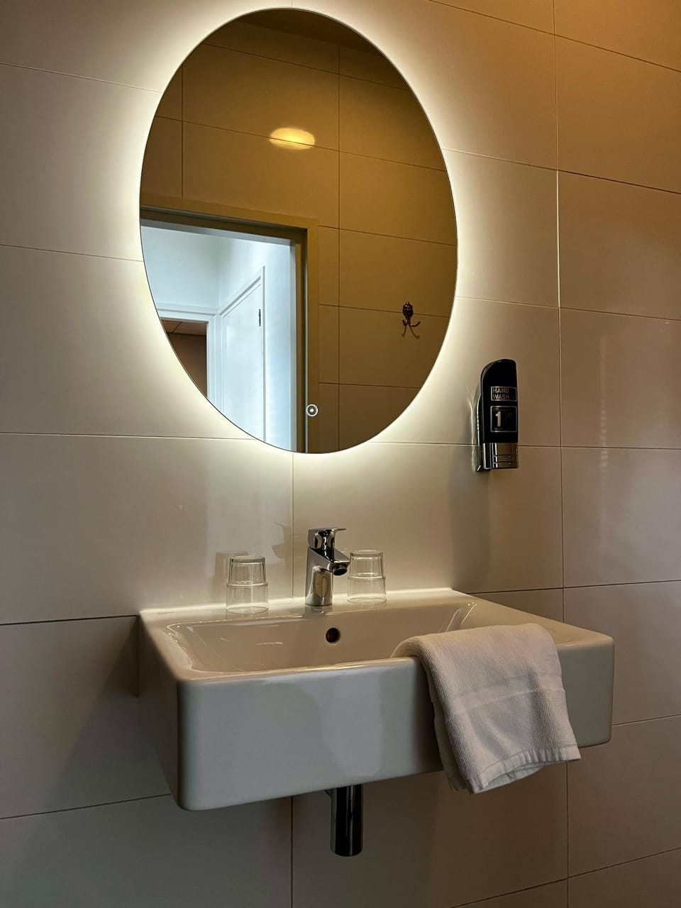 Hotel restaurant De Roode Leeuw Hotel in Gelderland, Netherlands