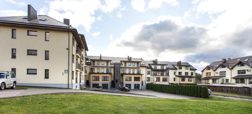 Property building, Neighbourhood, Street view
